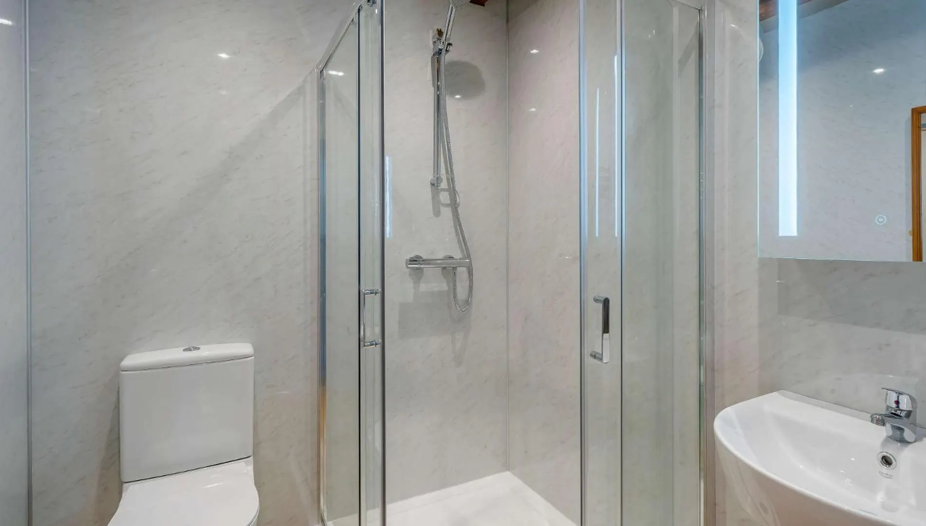 Nyaraló 2 Bed In Bentham 82857 Villa